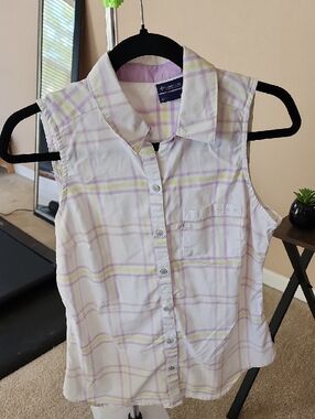 Columbia Sleeveless Plaid Button-Up Blouse - White with Lavender and Pale Yellow
